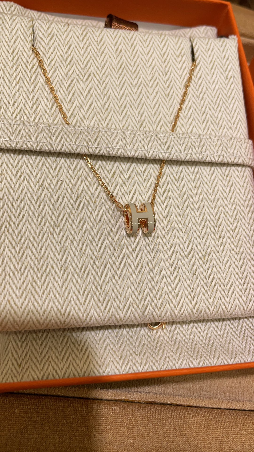 Hermes necklace-46