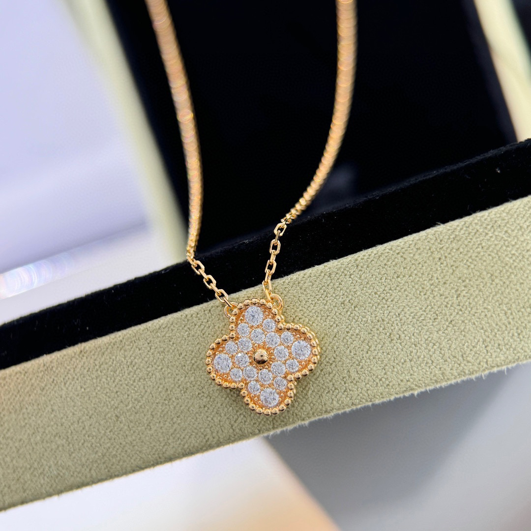 Van Cleef & Arpels necklace-138