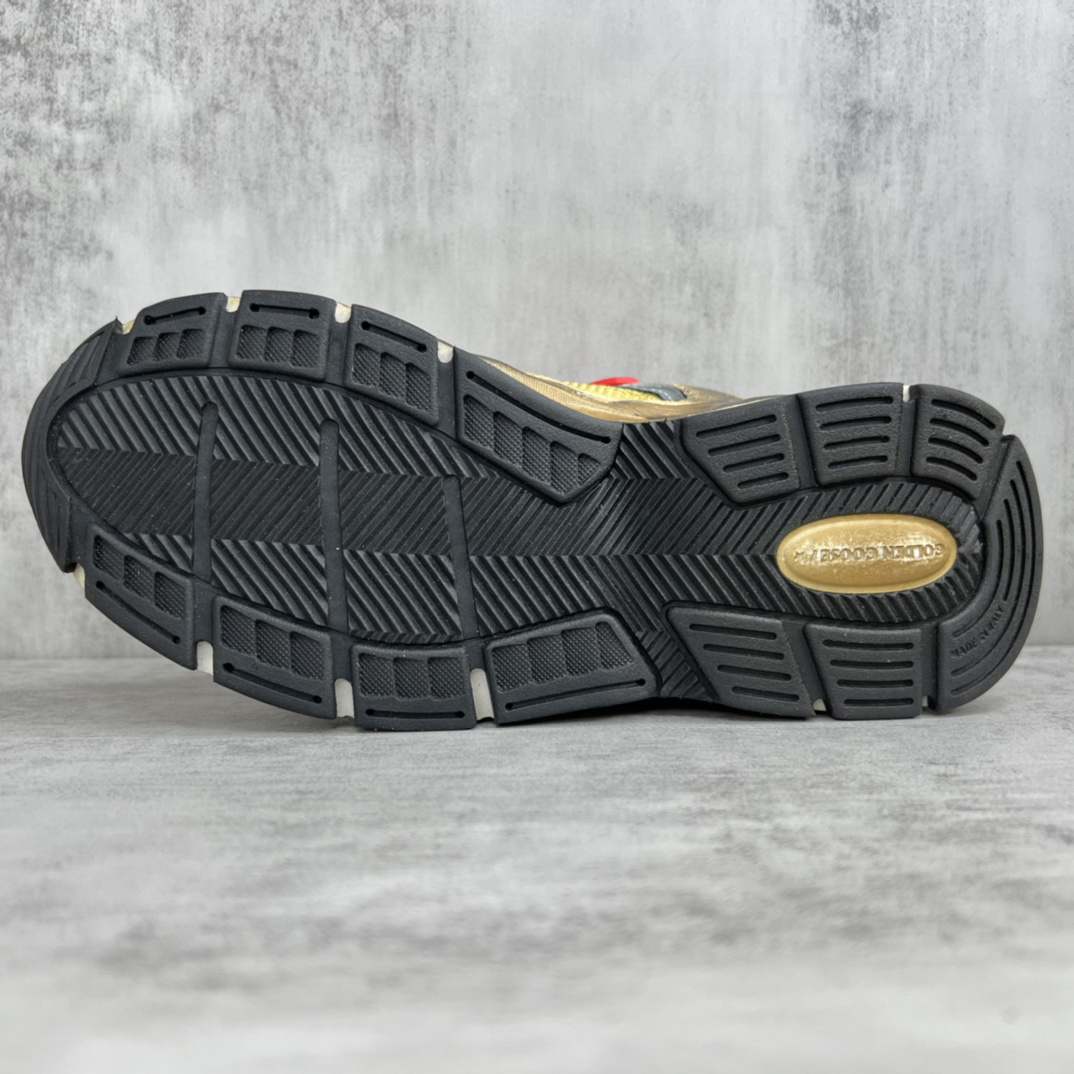 Golden Goose Sneakers-58