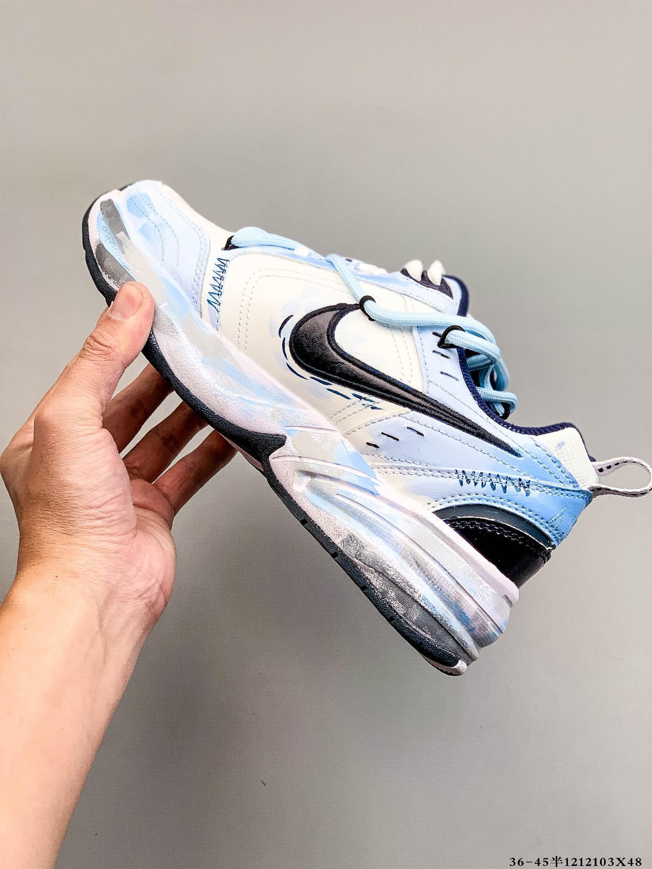 Nike Sneakers-301