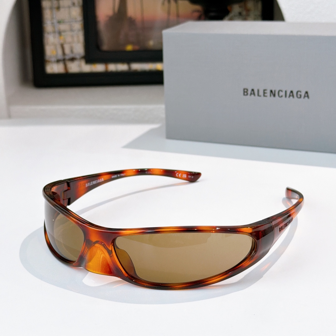 Balenciaga glasses-7
