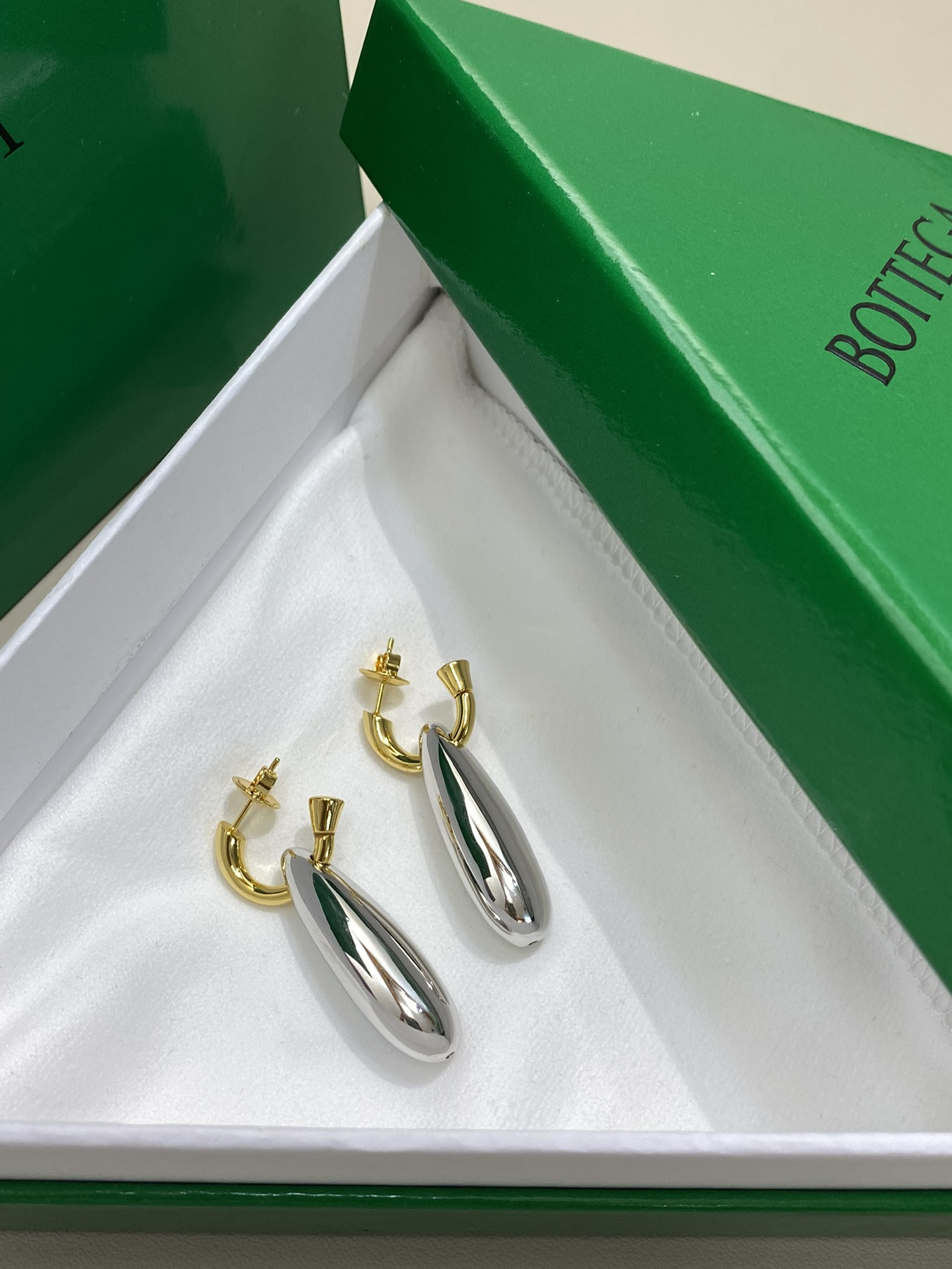 Bottega Veneta earrings-70