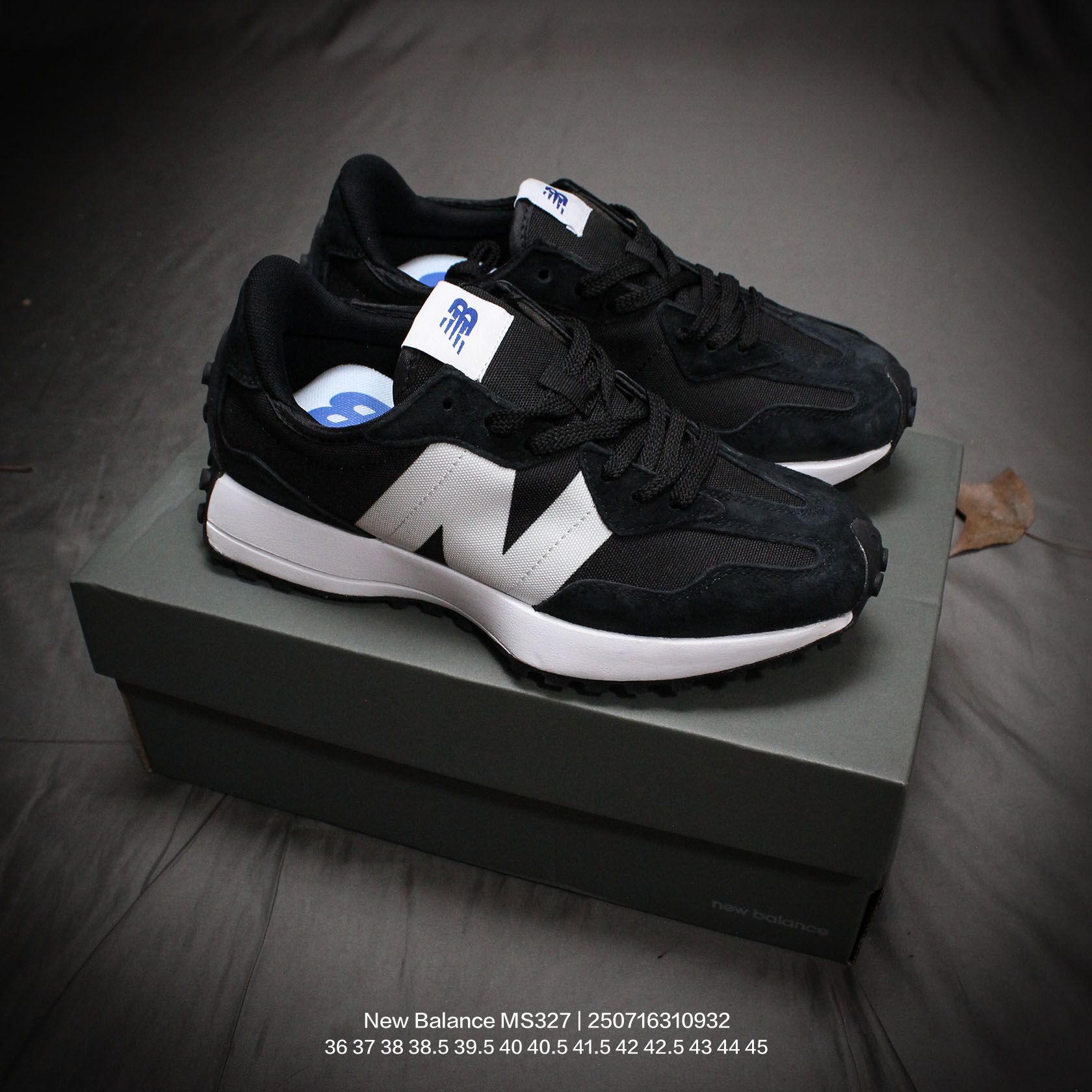 New Balance Sneakers-305