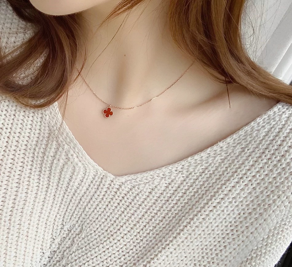 Van Cleef & Arpels necklace-3