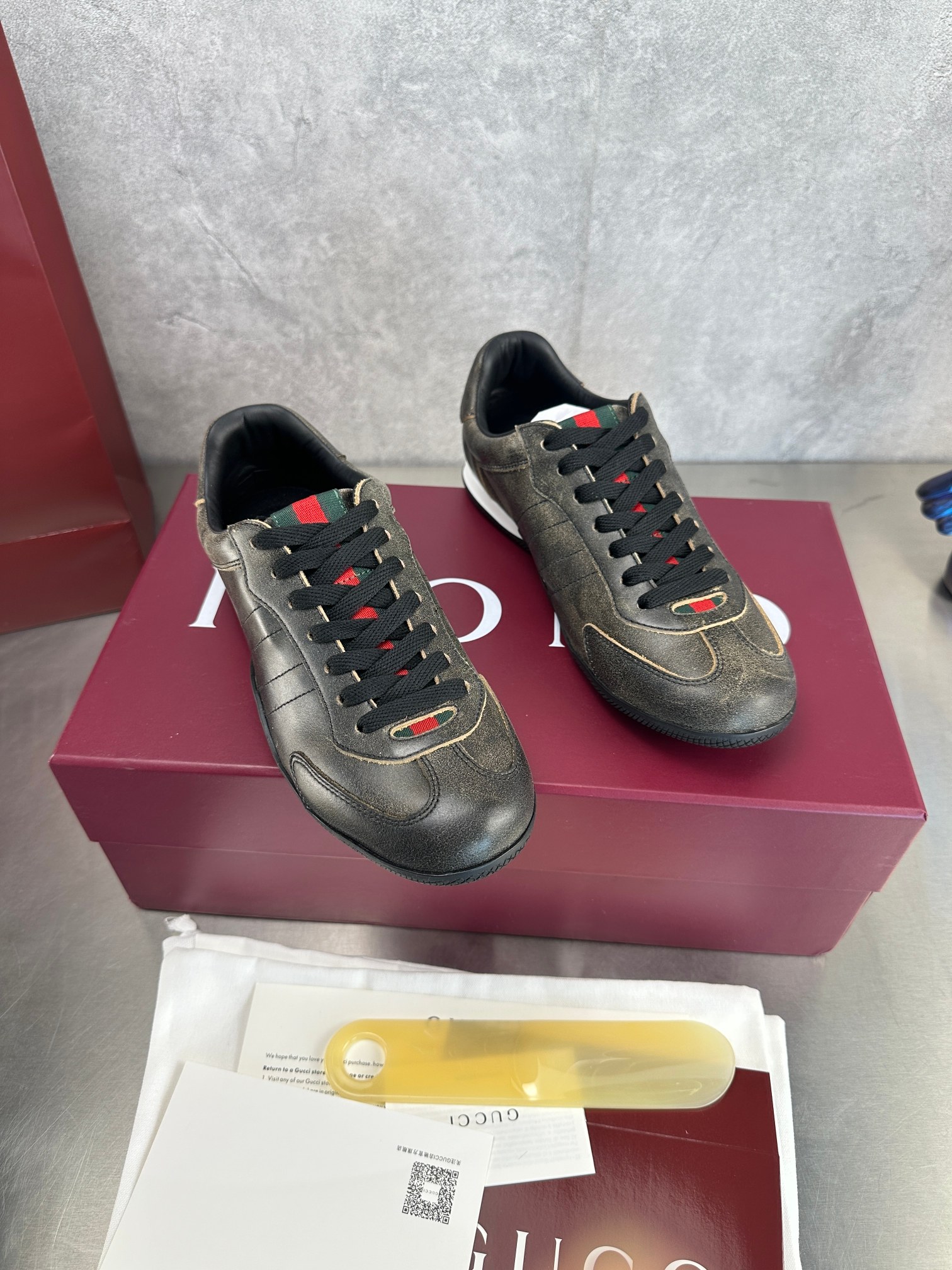 Gucci Sneakers-186