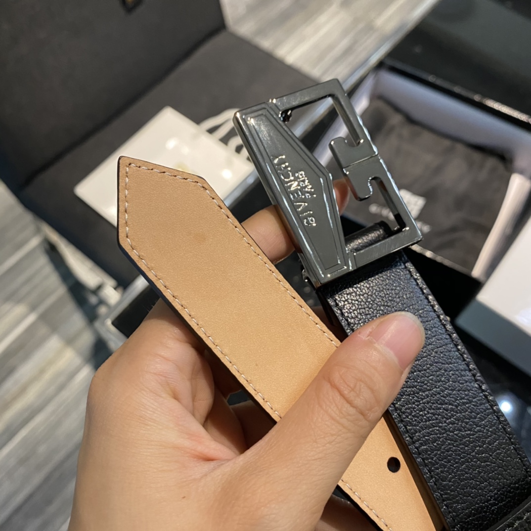 Givenchy belt-109