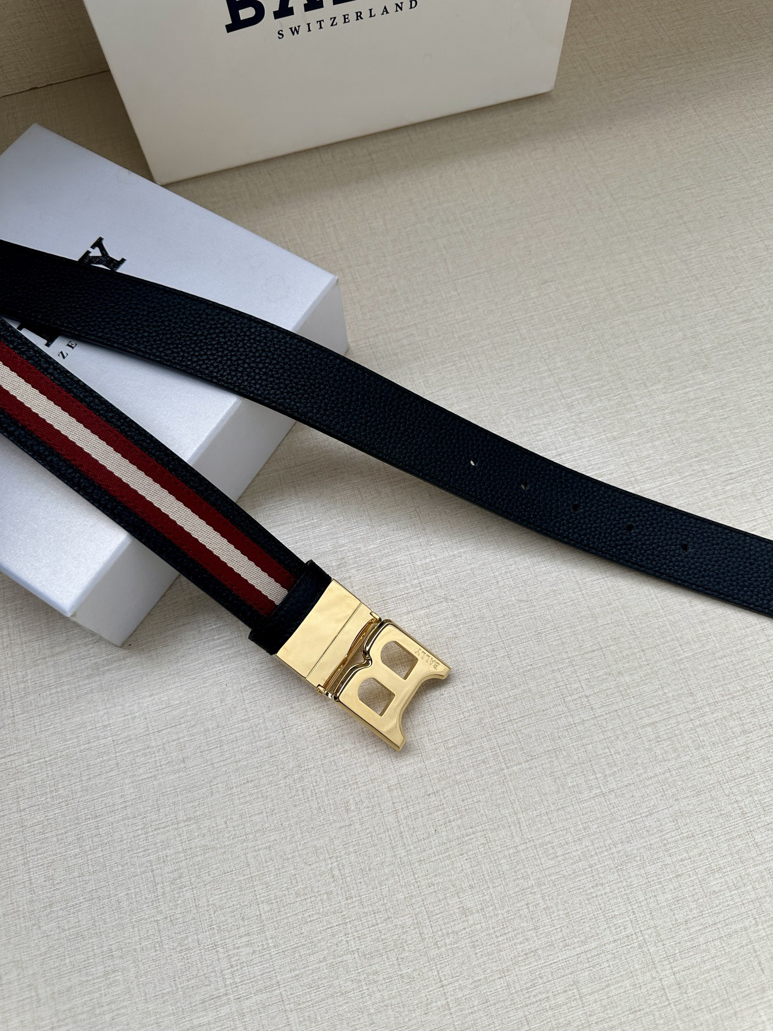Burberry belt-77