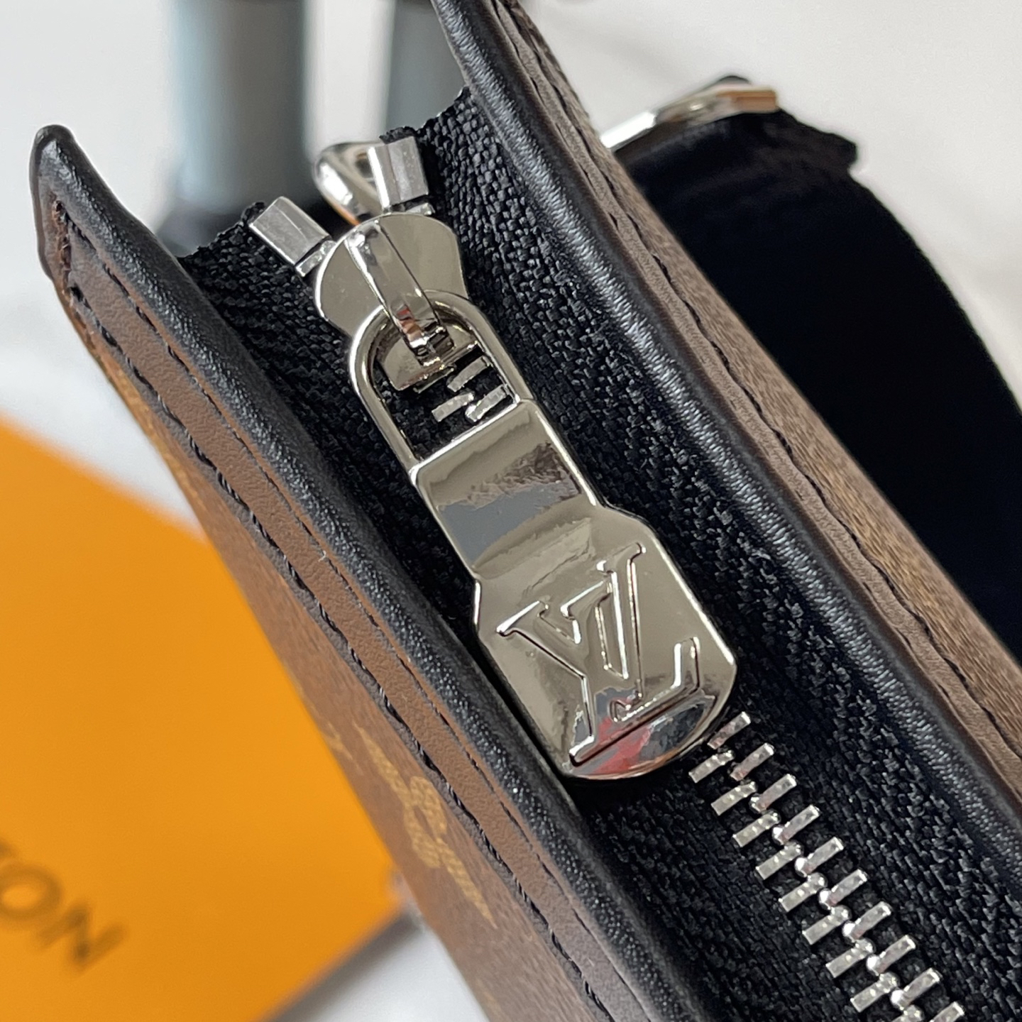 Louis Vuitton Hot New Product-162