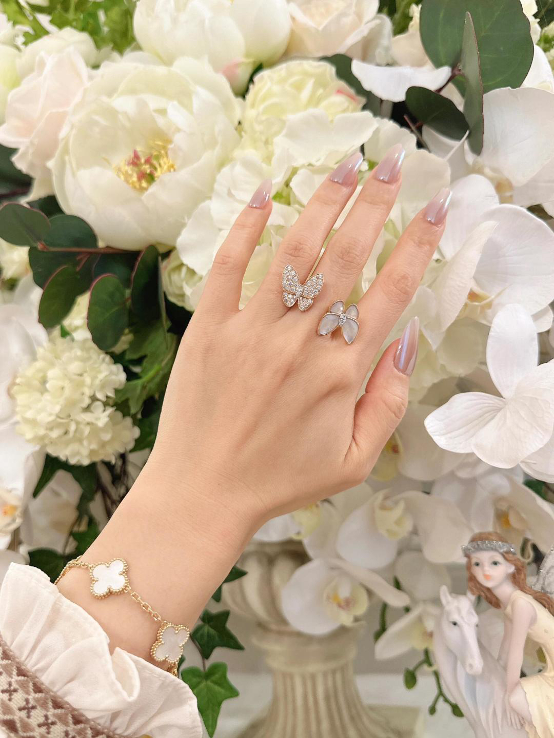 Van Cleef & Arpels ring-36