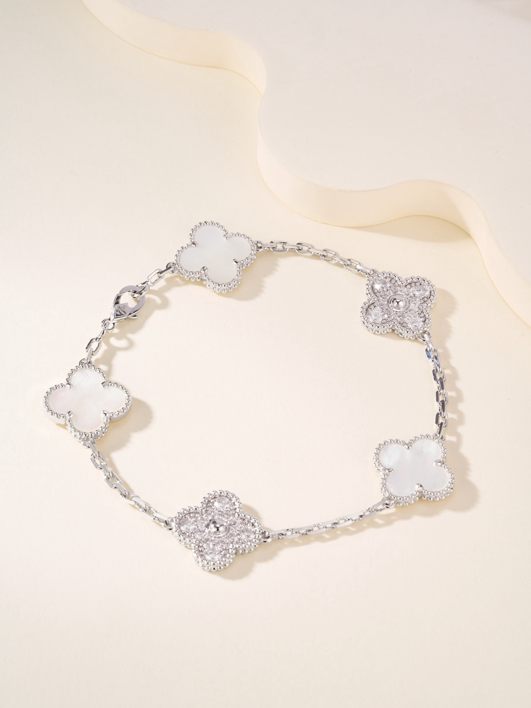 Van Cleef & Arpels Bracelet-23
