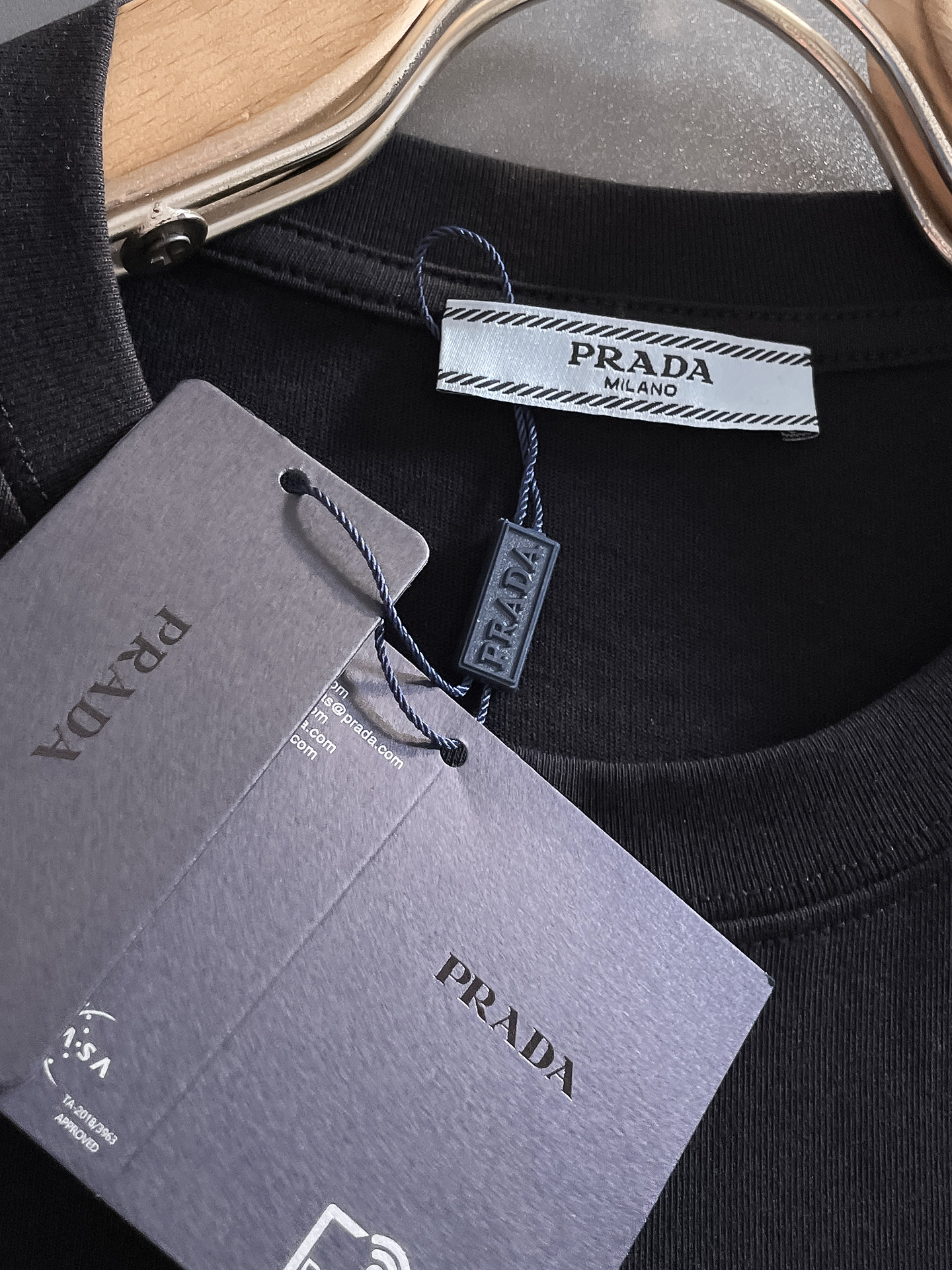 Prada Clothing-203