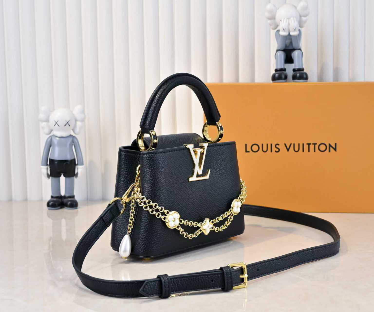 Louis Vuitton Hot New Product-144