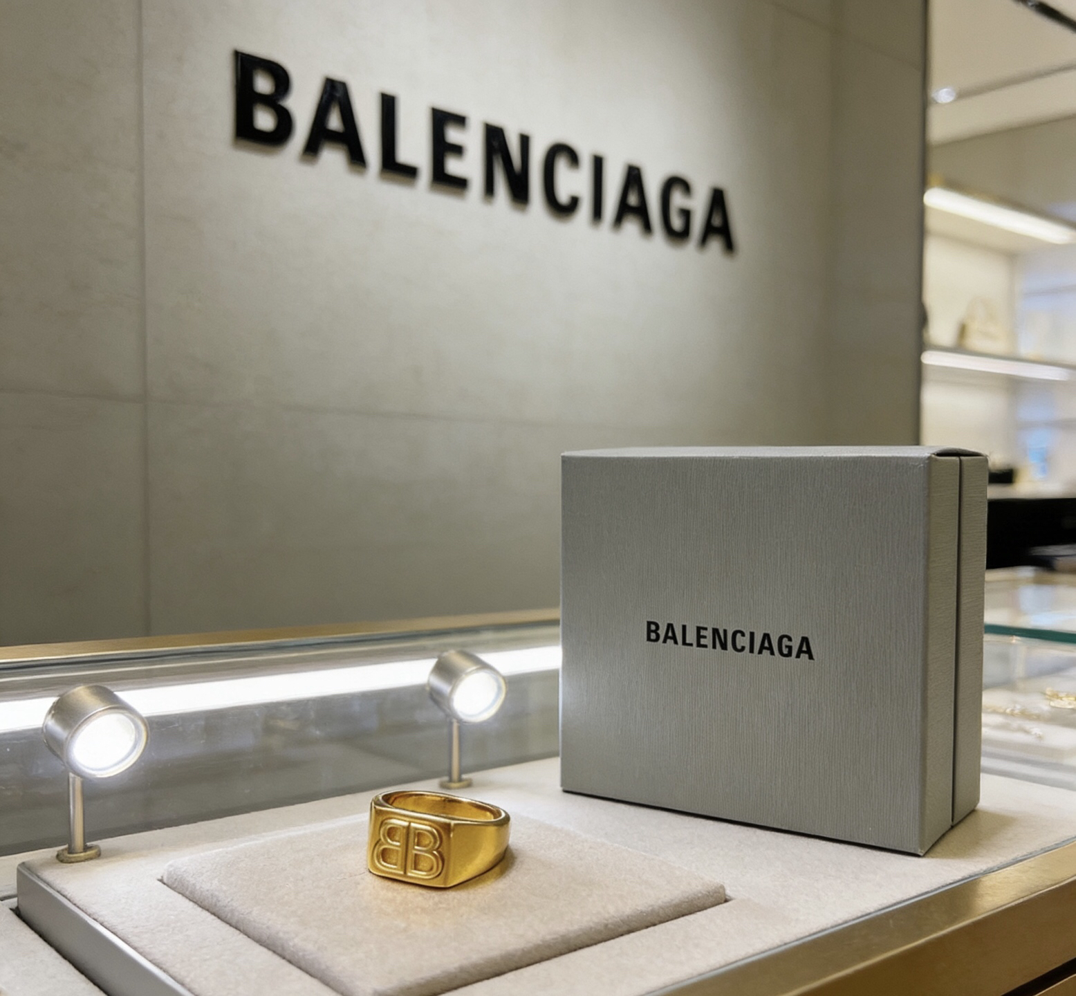Balenciaga ring-1