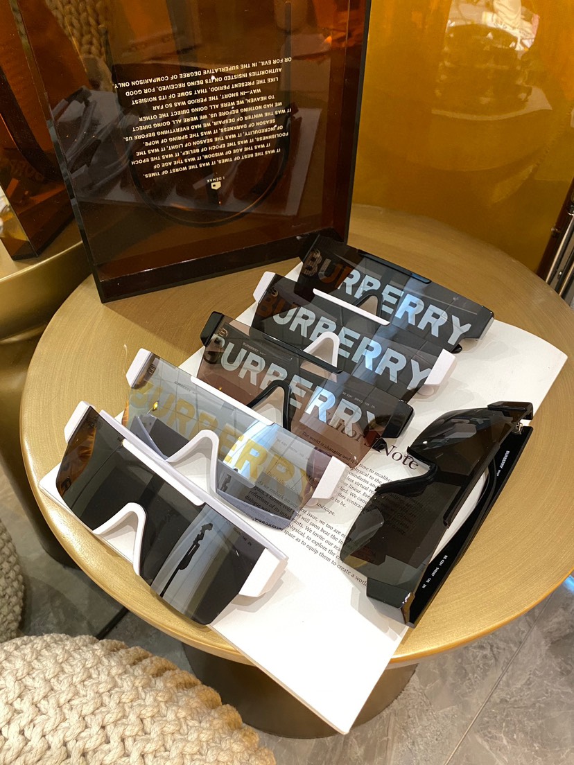 Burberry glasses-6