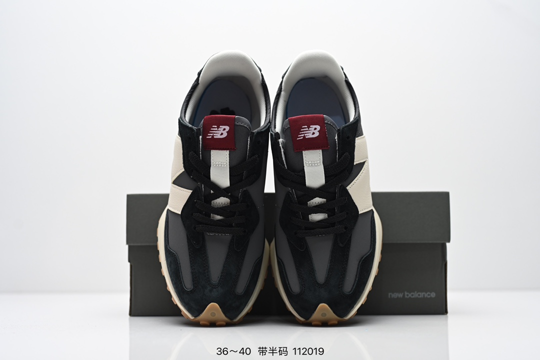 New Balance Sneakers-107