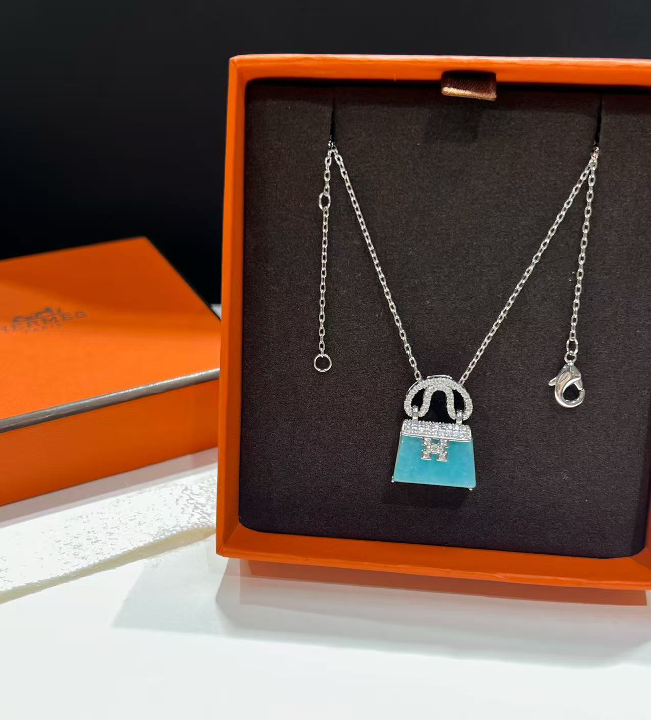 Hermes necklace-38