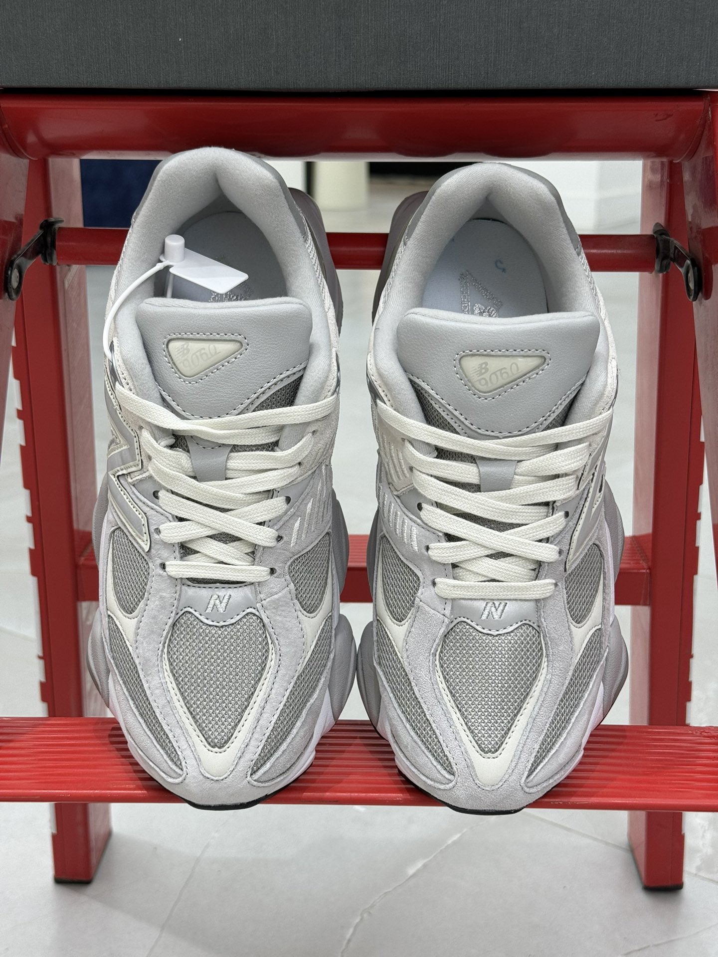 New Balance Sneakers-210