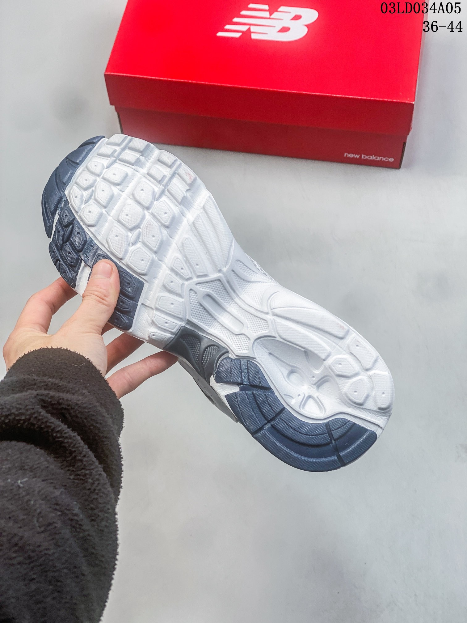 New Balance Sneakers-205