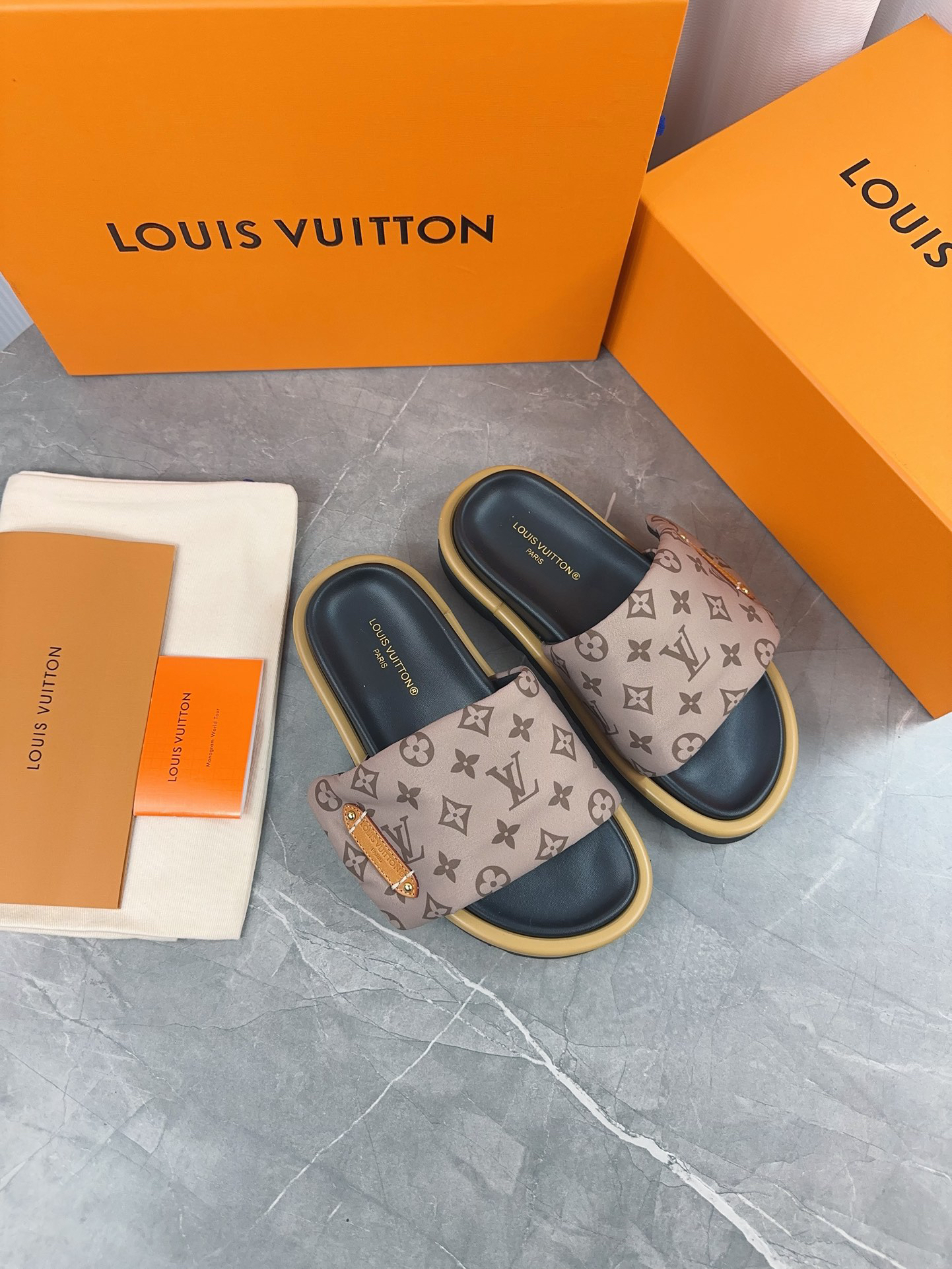 LV Summer footwear