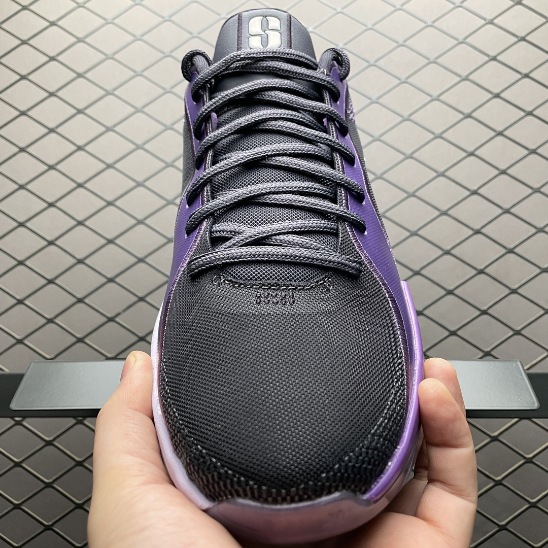 Nike Sneakers-148
