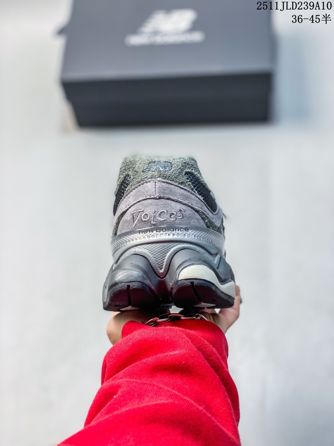 New Balance Sneakers-14