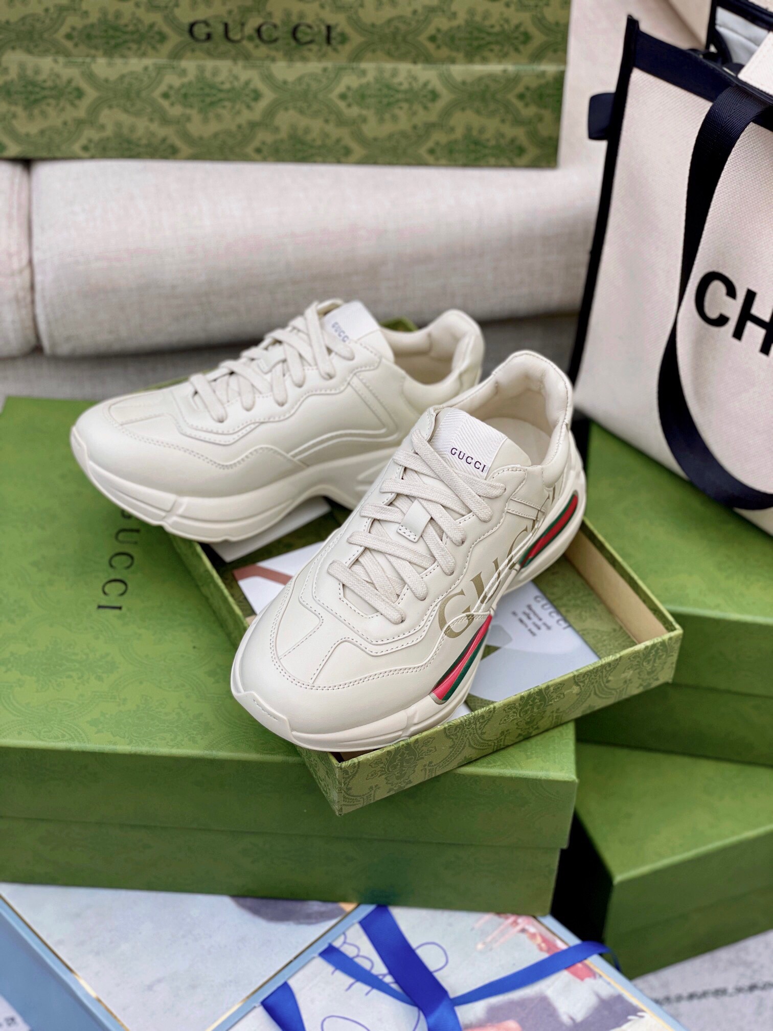Gucci Sneakers-90