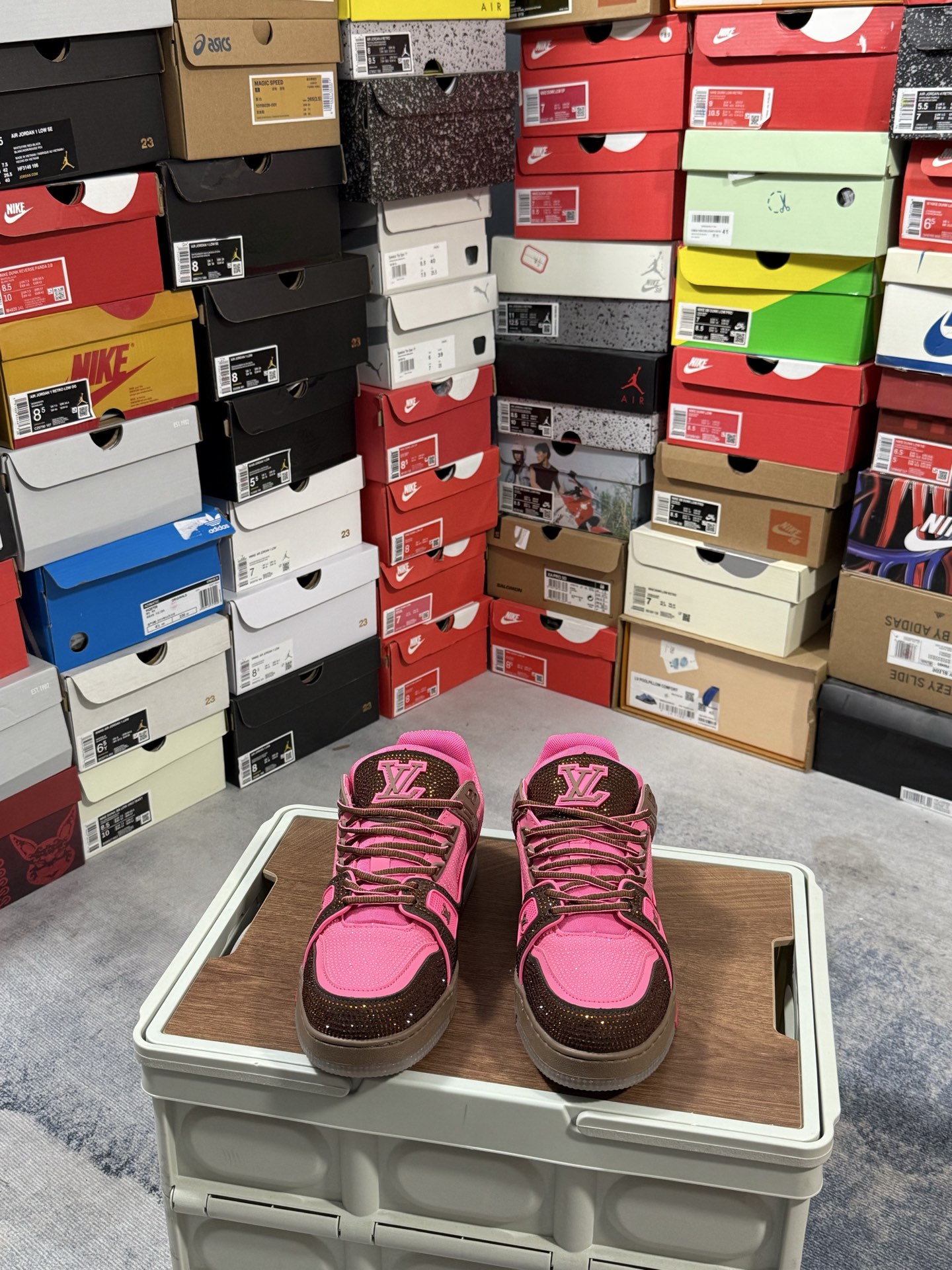 Lv Sneakers-118