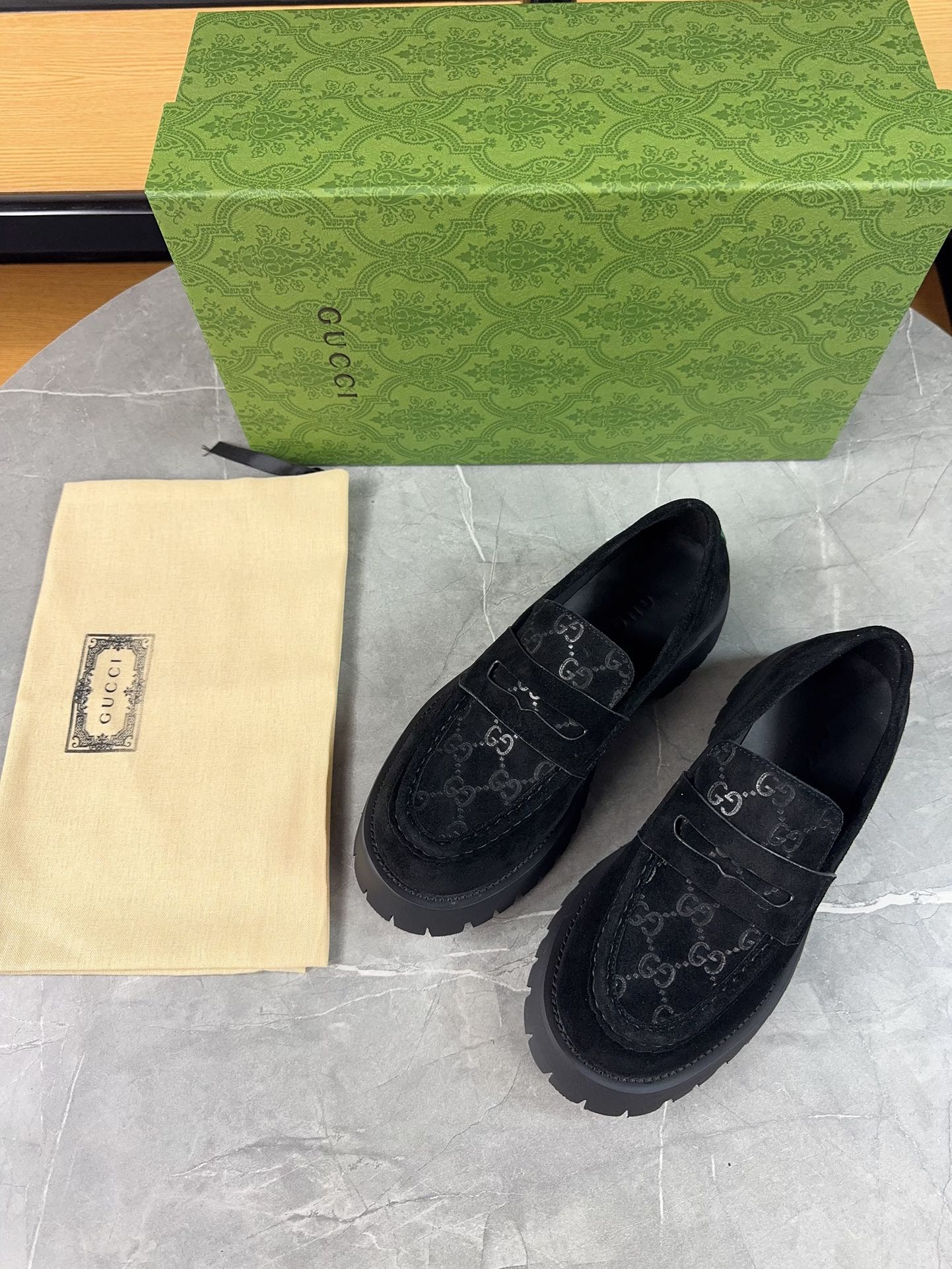 Gucci women's leather shoes-109