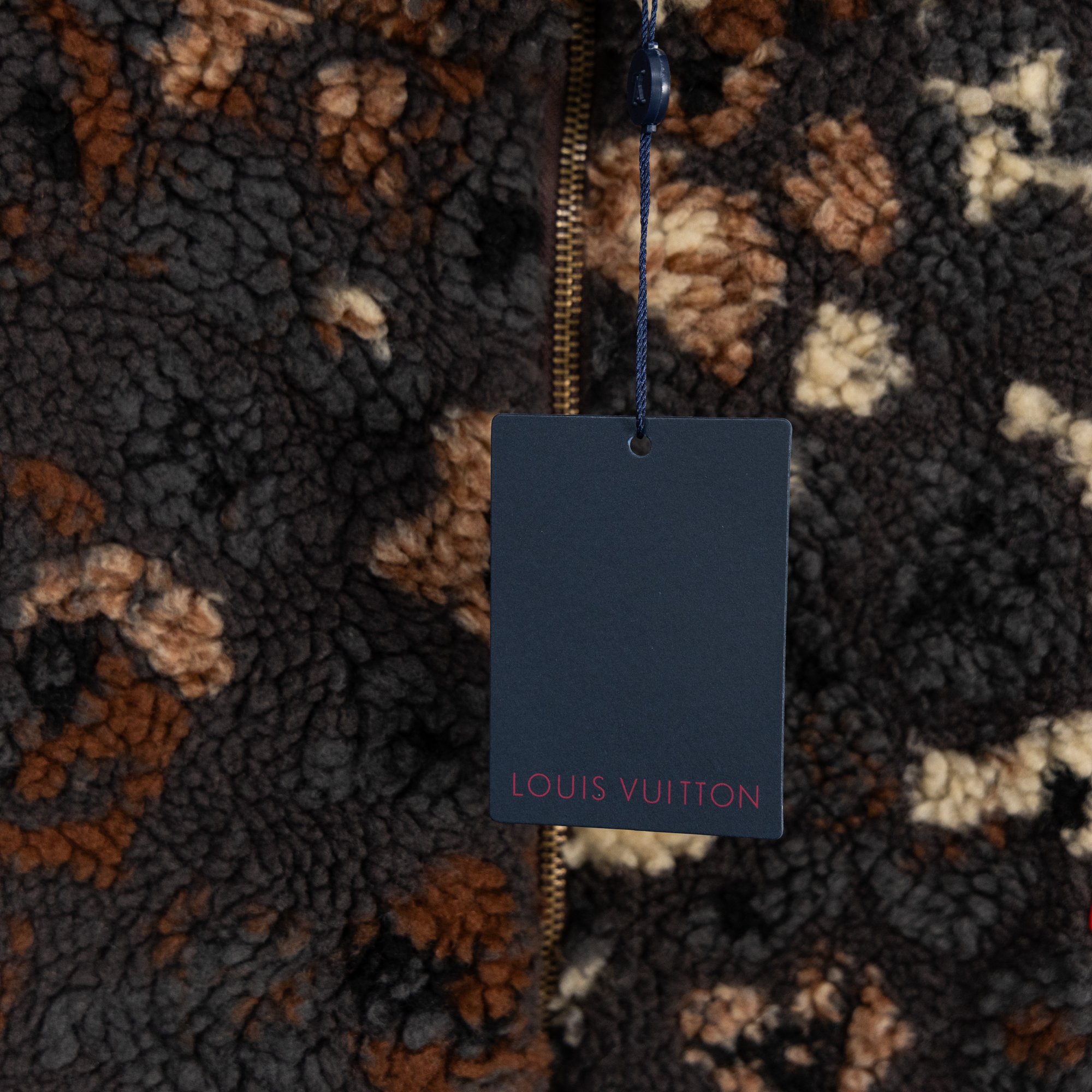 LV Clothing-278