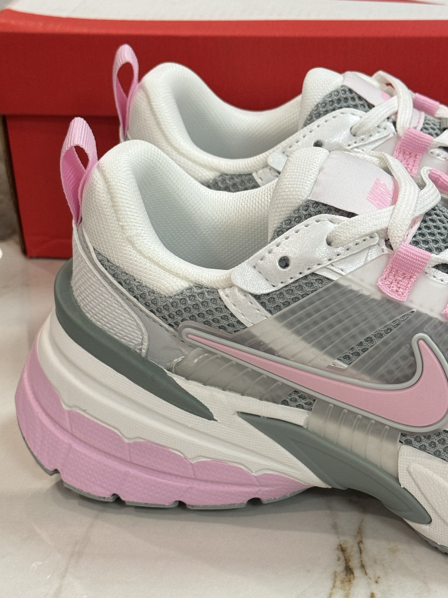 Nike Sneakers-246