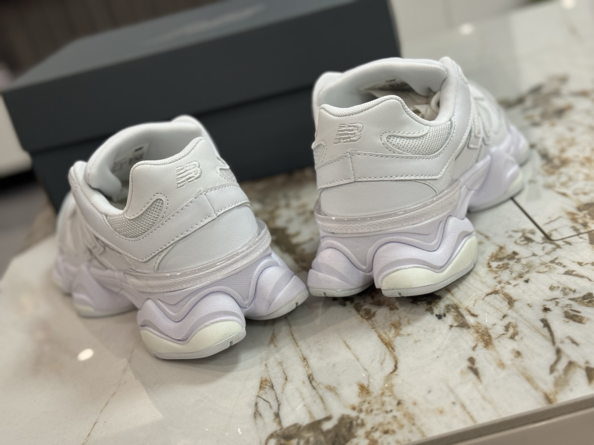 New Balance Sneakers-18