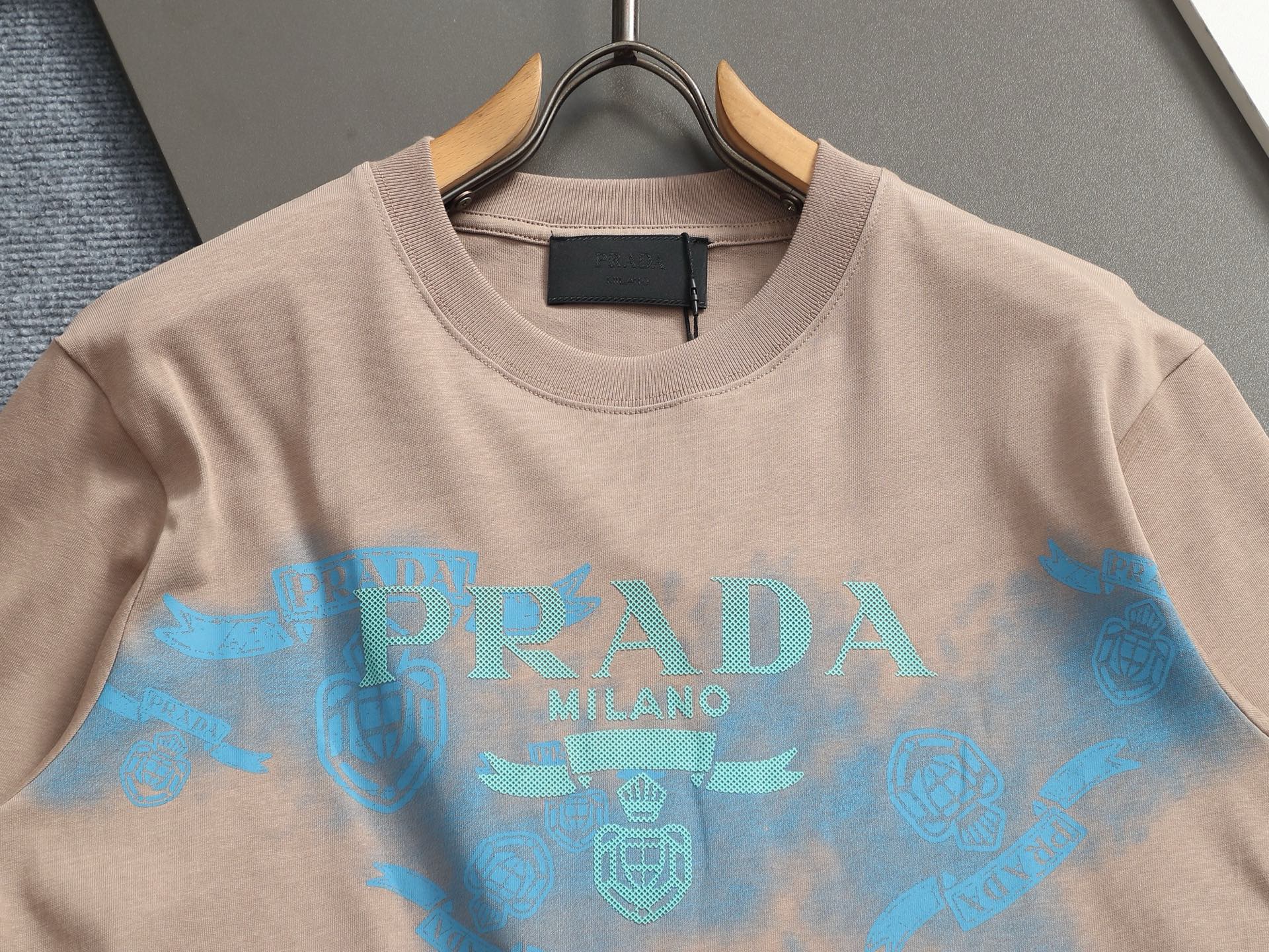 Prada clothing-198
