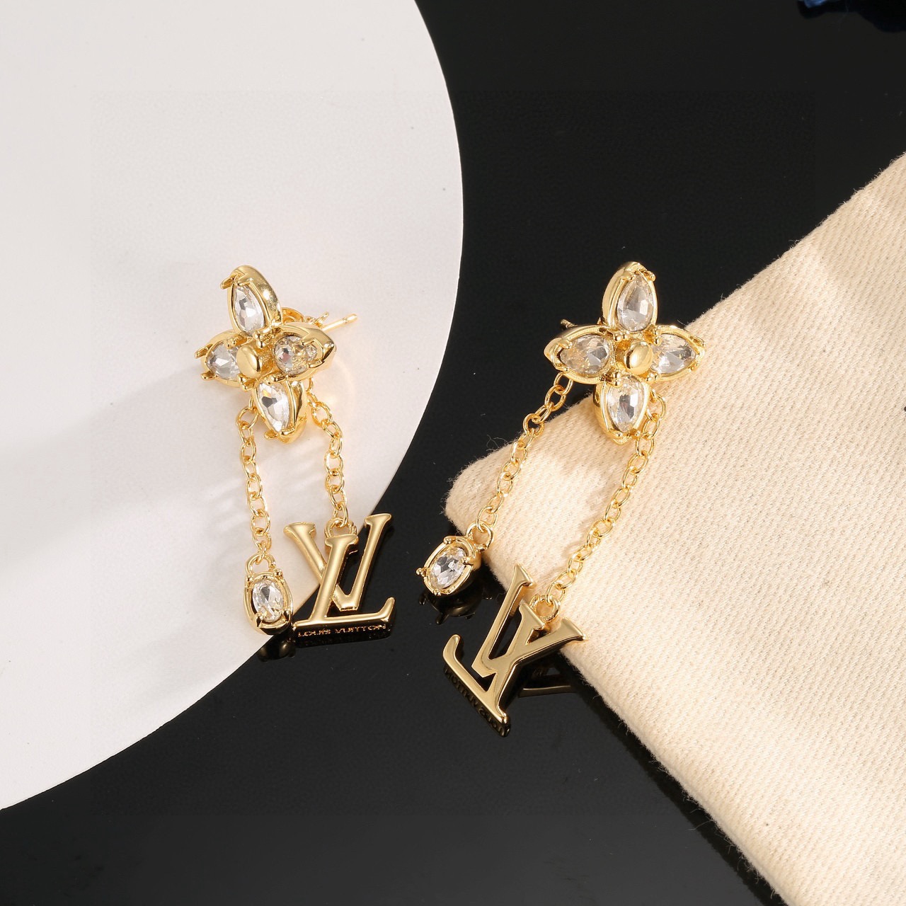 LV earrings-11