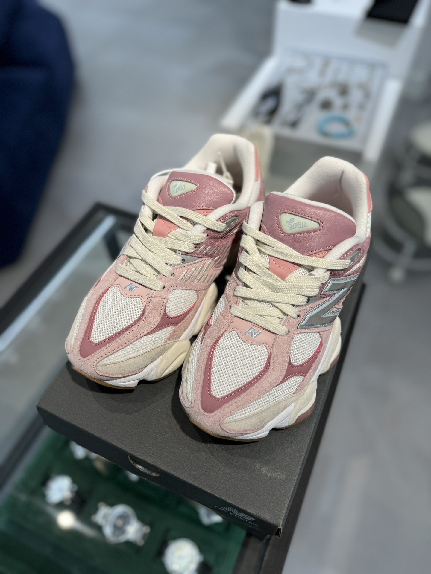 New Balance Sneakers-202