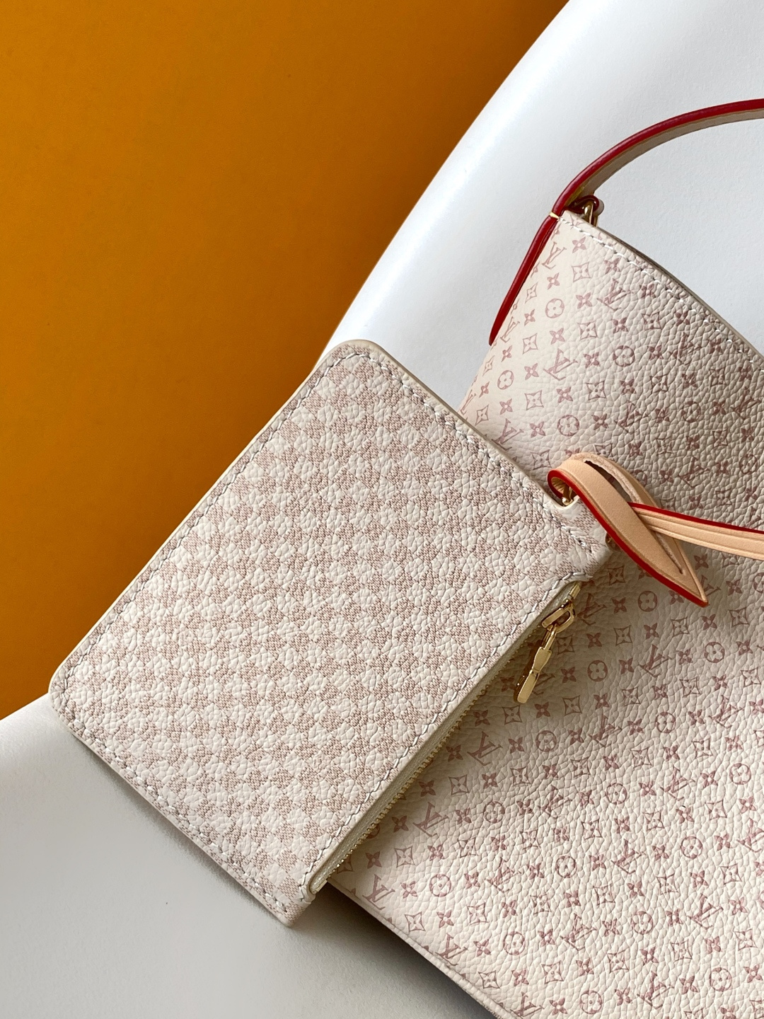 Louis Vuitton Hot New Product-192