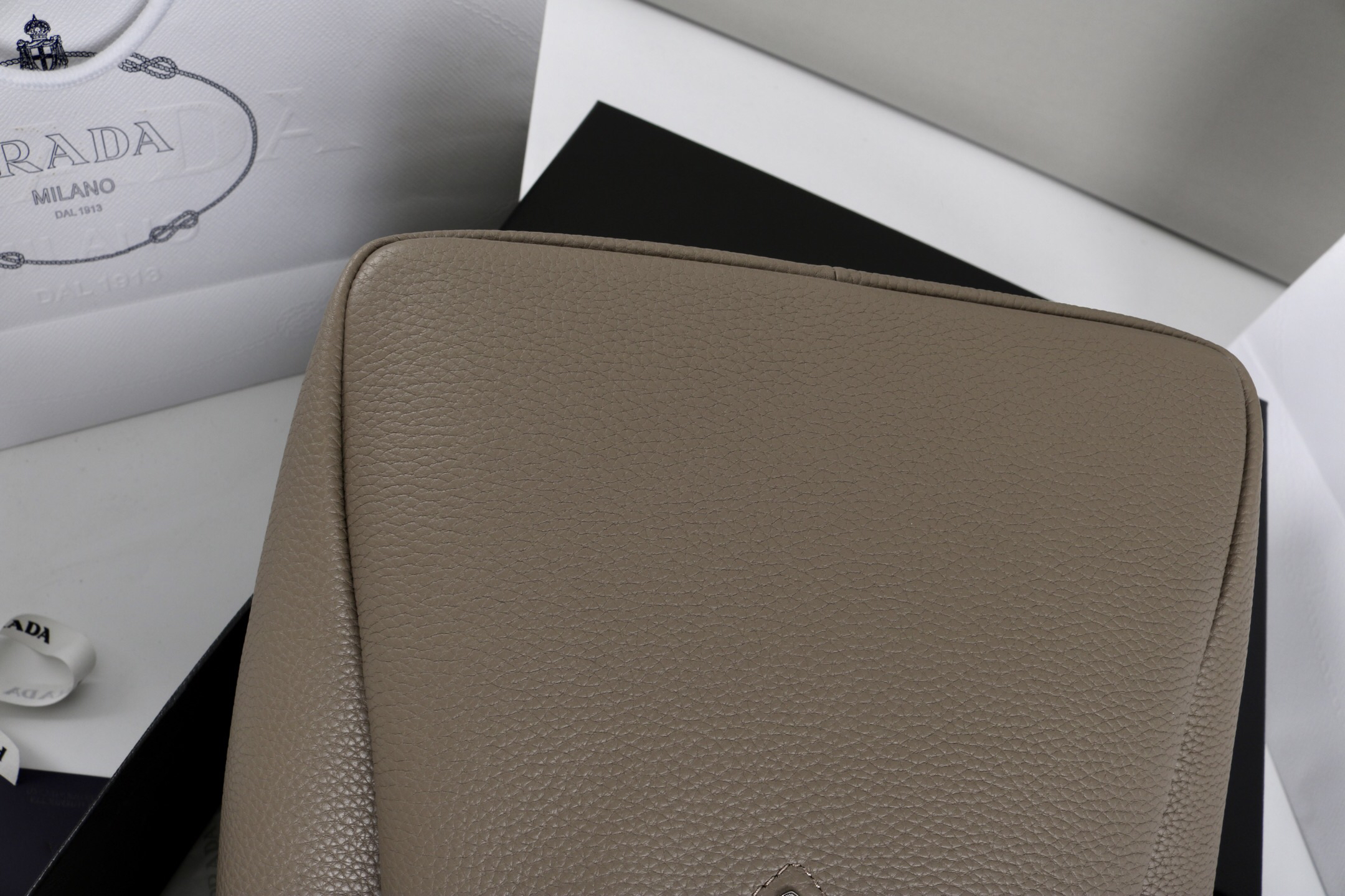 Prada Hot New Product-87