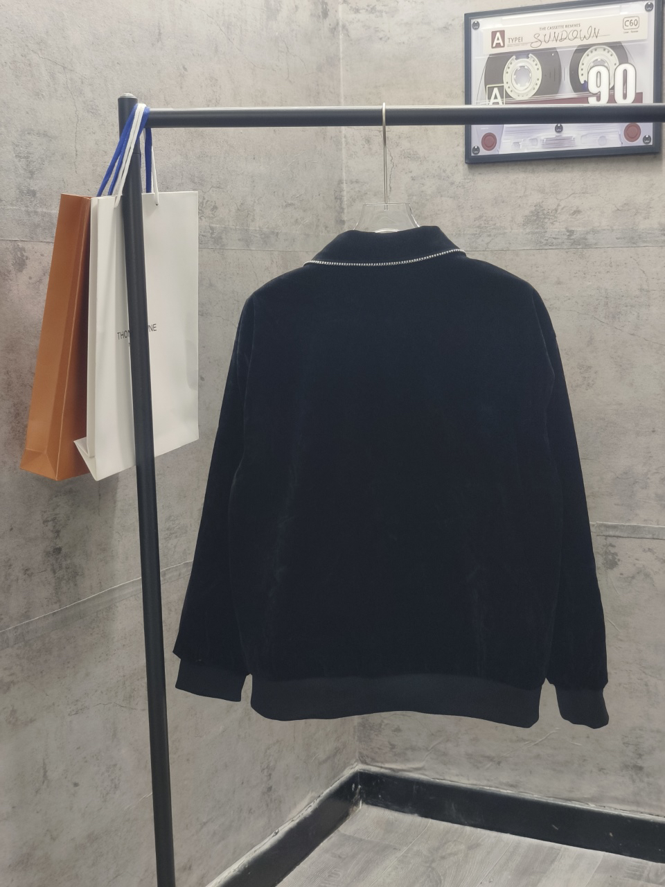 LV Clothing-290