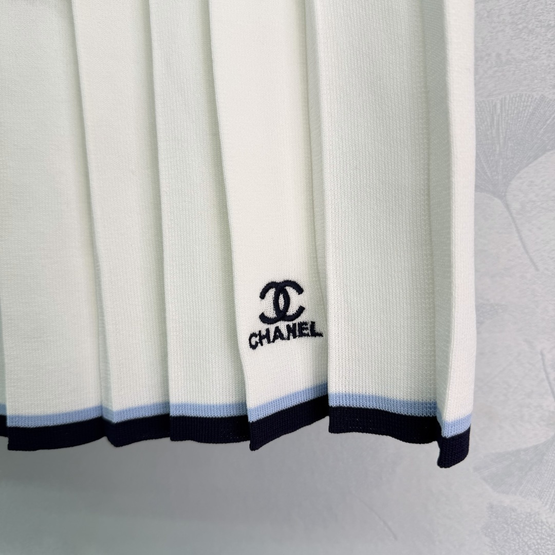 Chanel Clothing-133