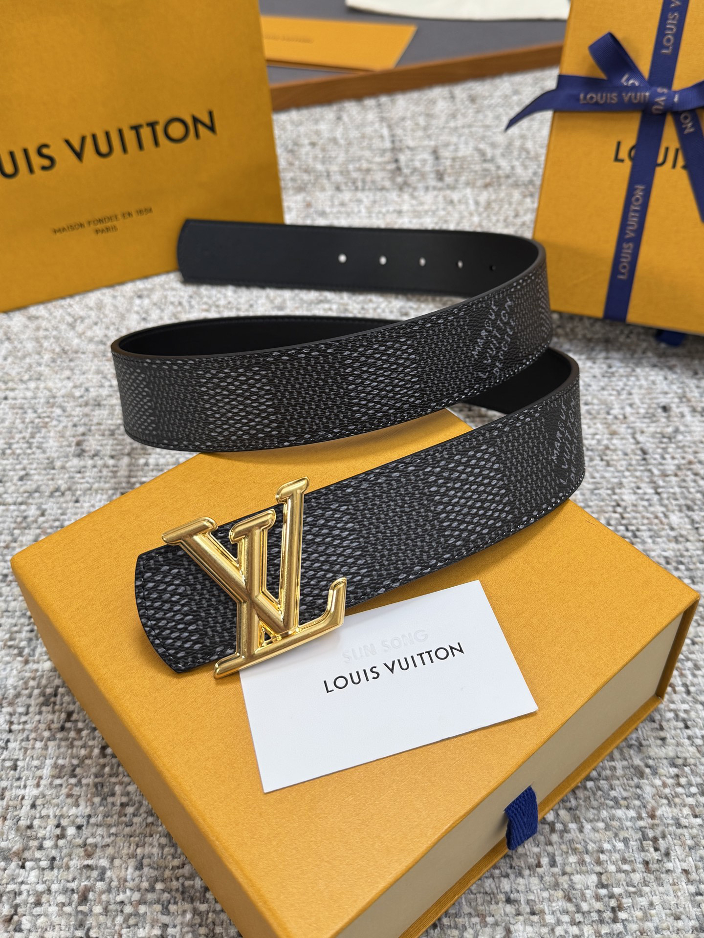 Lv belt-37