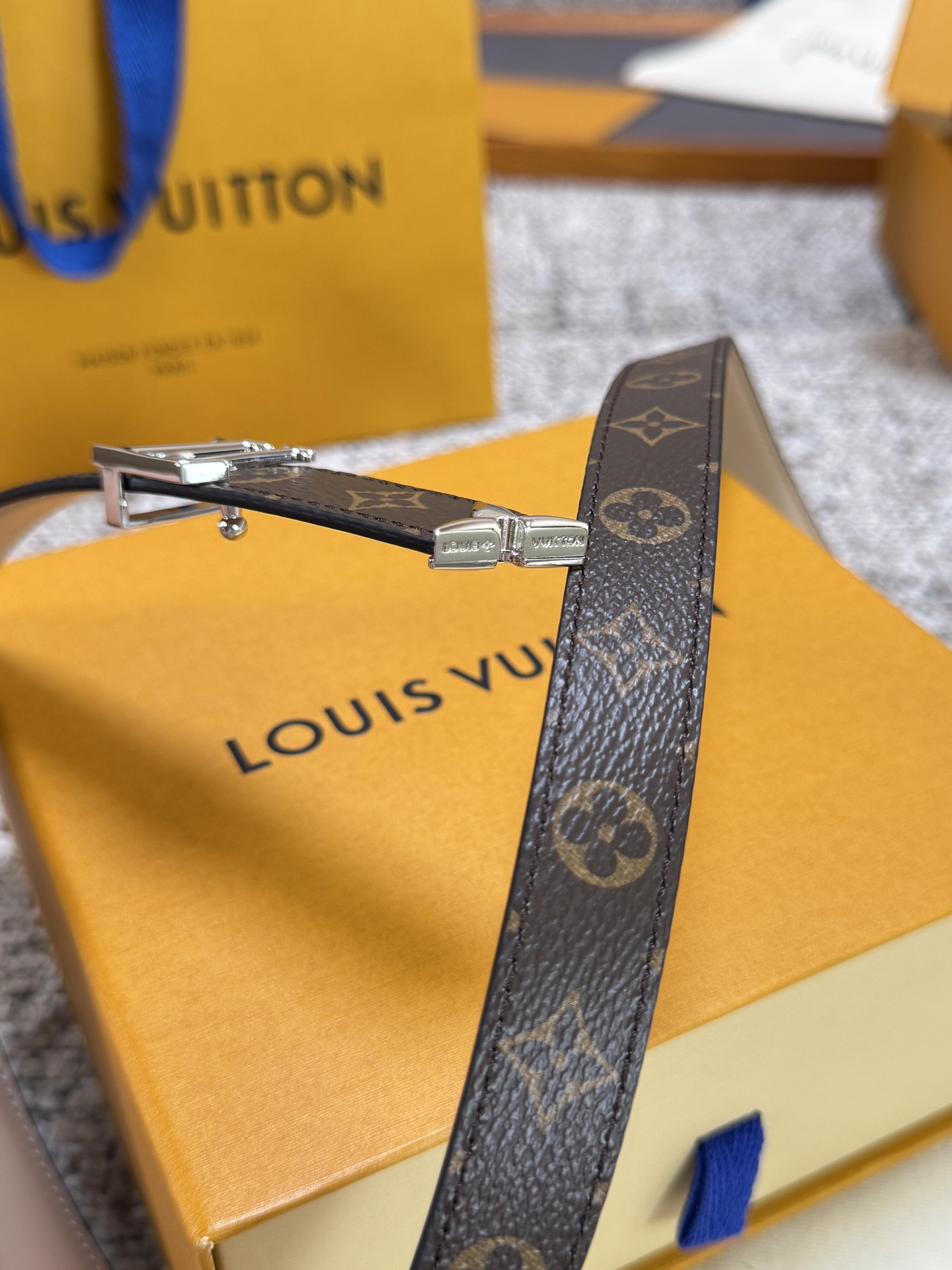 Lv belt-77