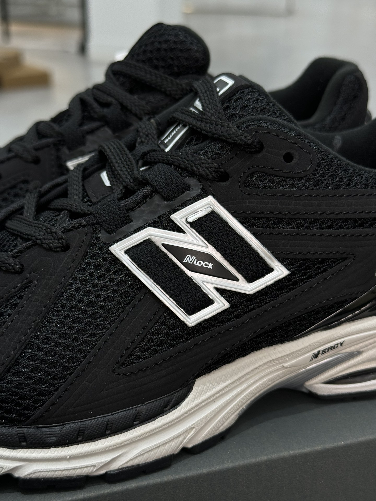 New Balance Sneakers-187