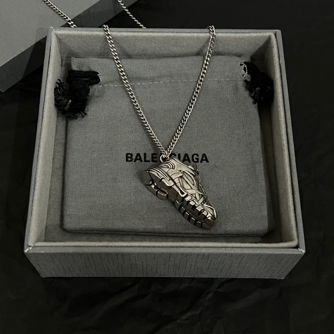 Balenciaga necklace-55