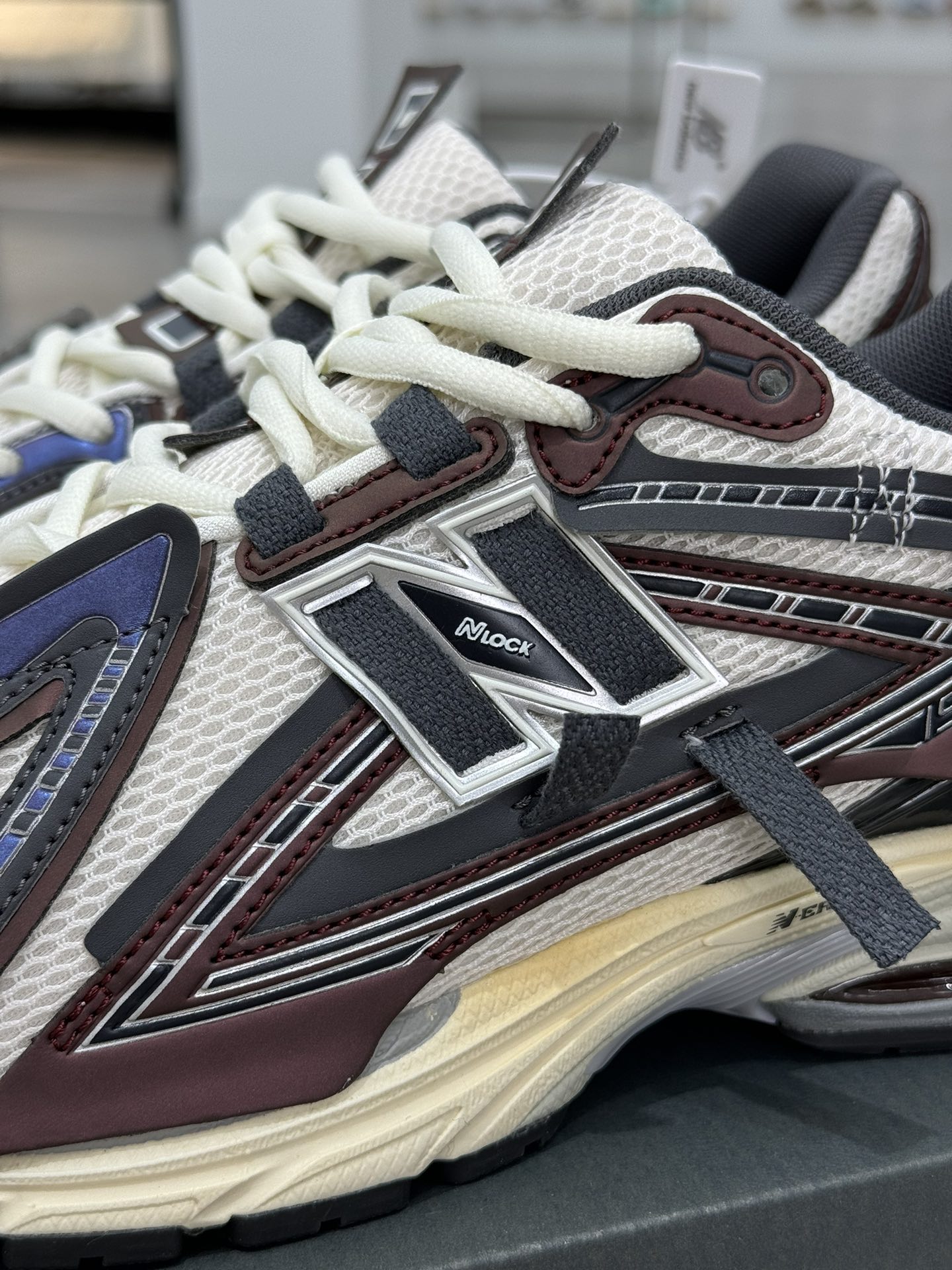 New Balance Sneakers-190