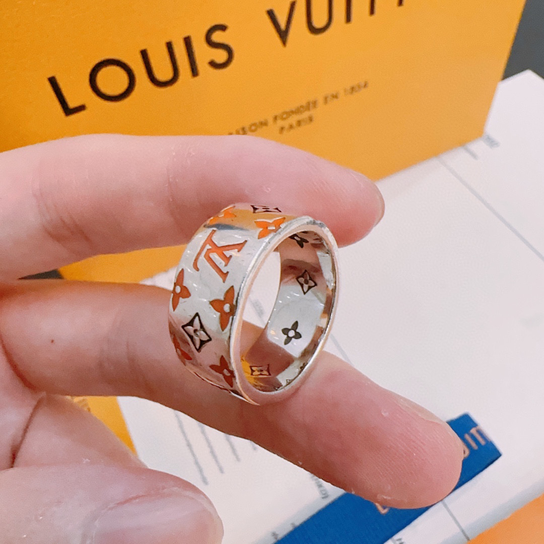 LV ring-57