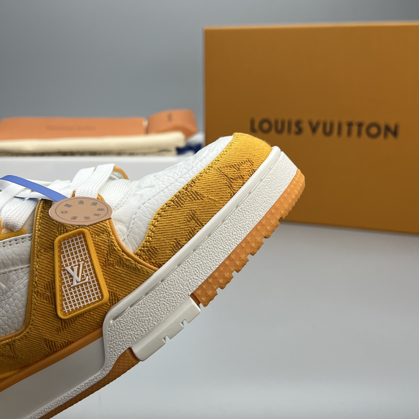 Lv Sneakers-137