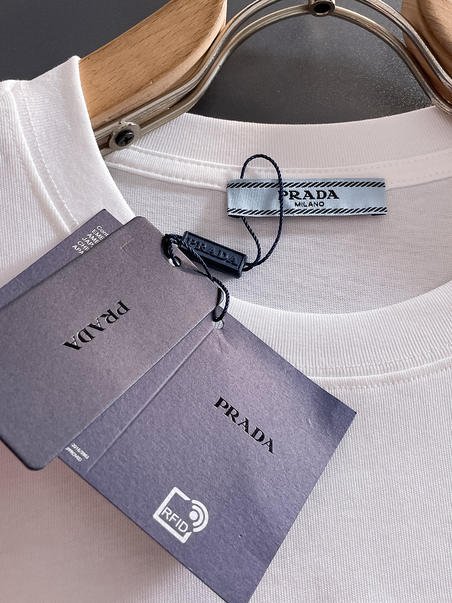 Prada Clothing-204