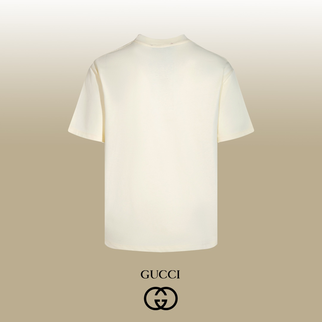Gucci clothing-267