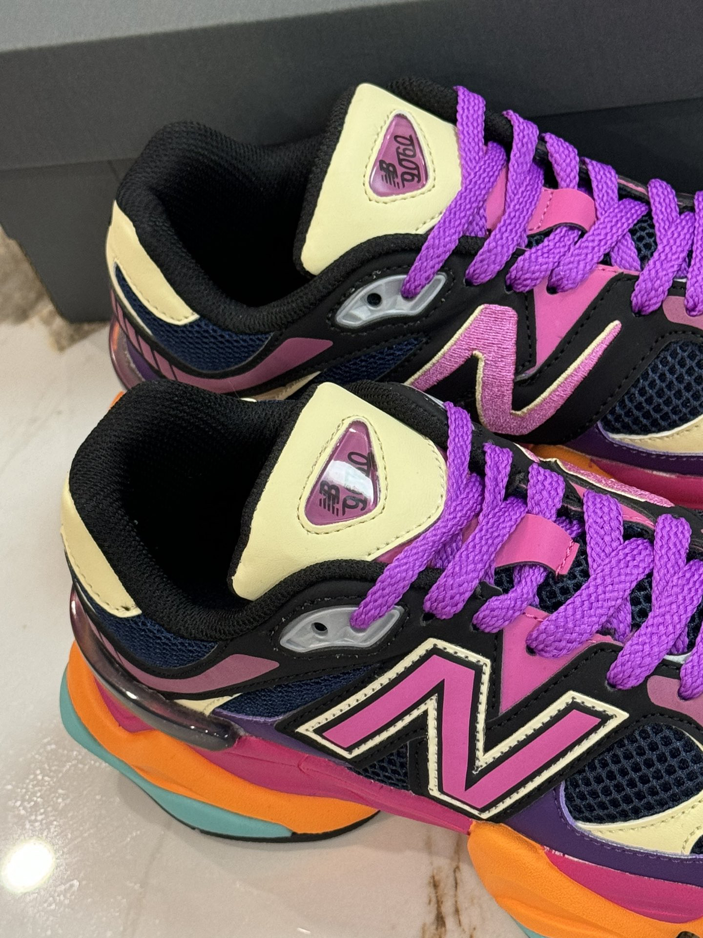 New Balance Sneakers-17