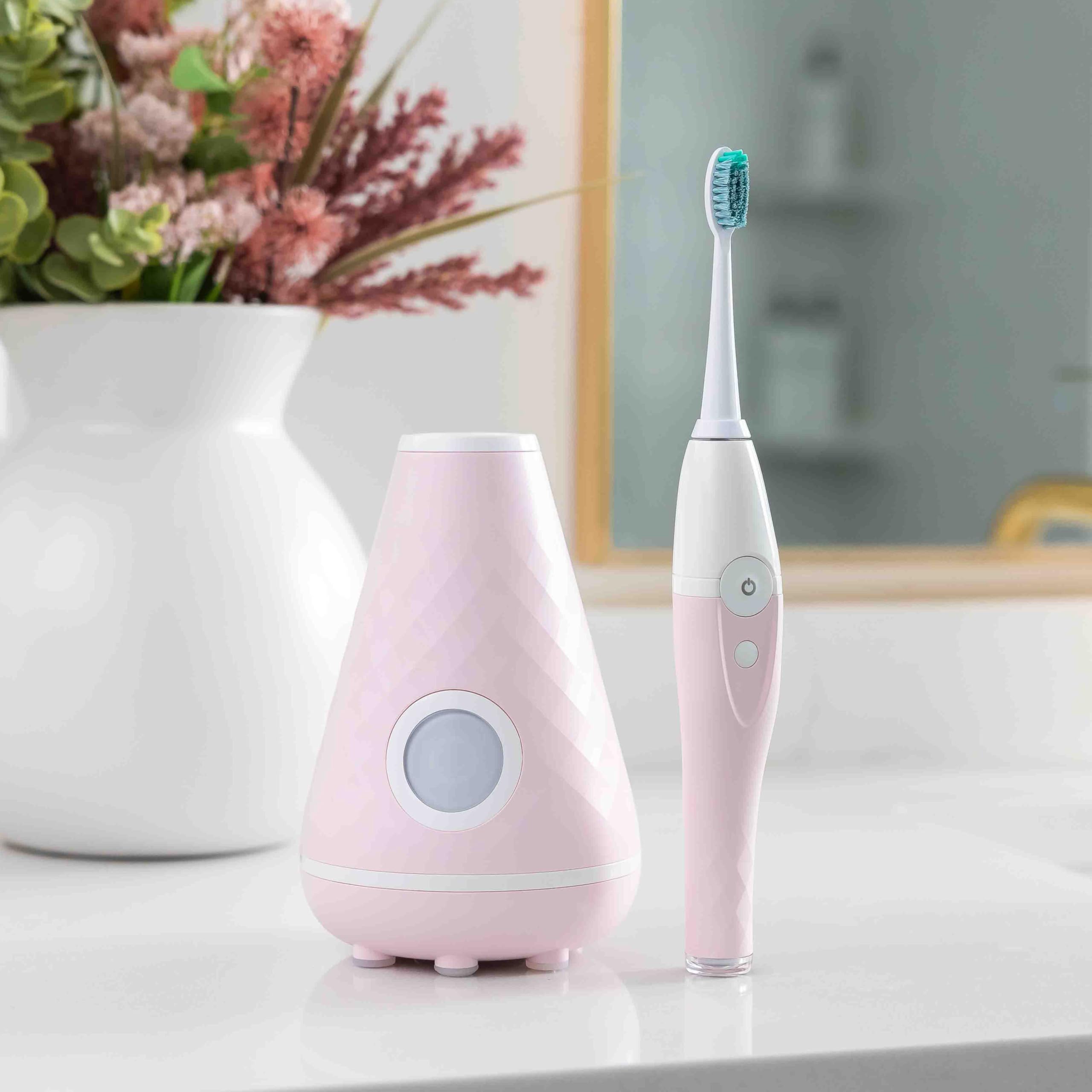 TAO CLEAN UV Sanitizing Sonic Toothbrush with Cleaning Station