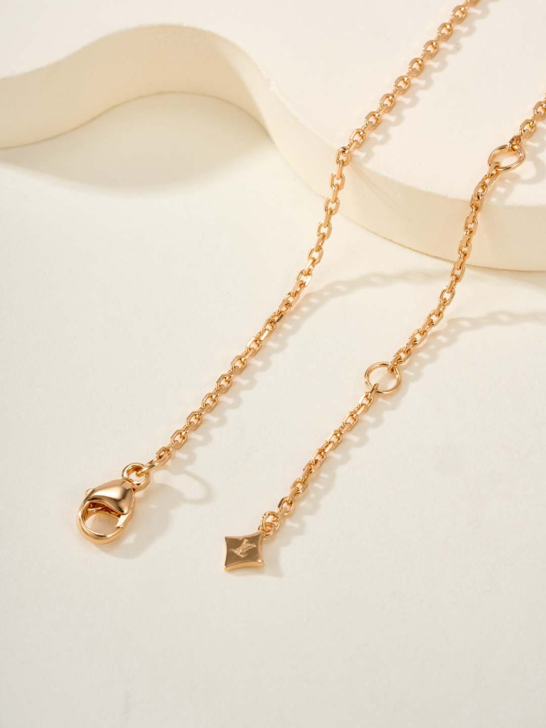 LV necklace-28